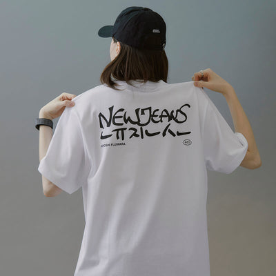 NewJeans X Hiroshi Fujiwara COLLER T-Shirt Ver.2 (WHITE)