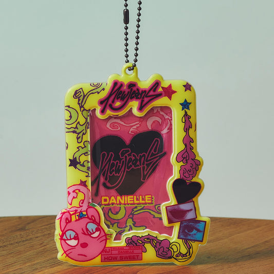 NewJeans How Sweet Photo Holder Keyring (DANIELLE)