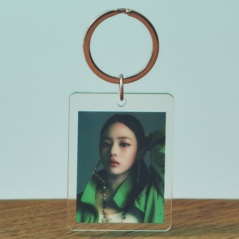 NewJeans How Sweet Acrylic Photocard Keyring (MINJI)